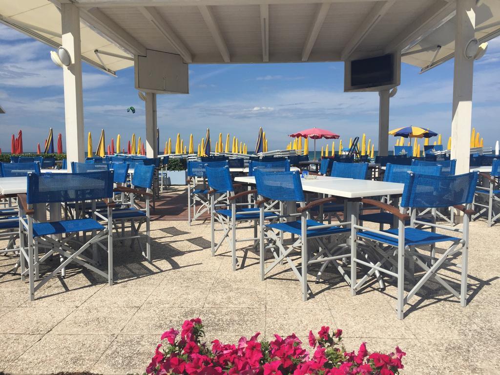Hotel Marina Fano Esterno foto